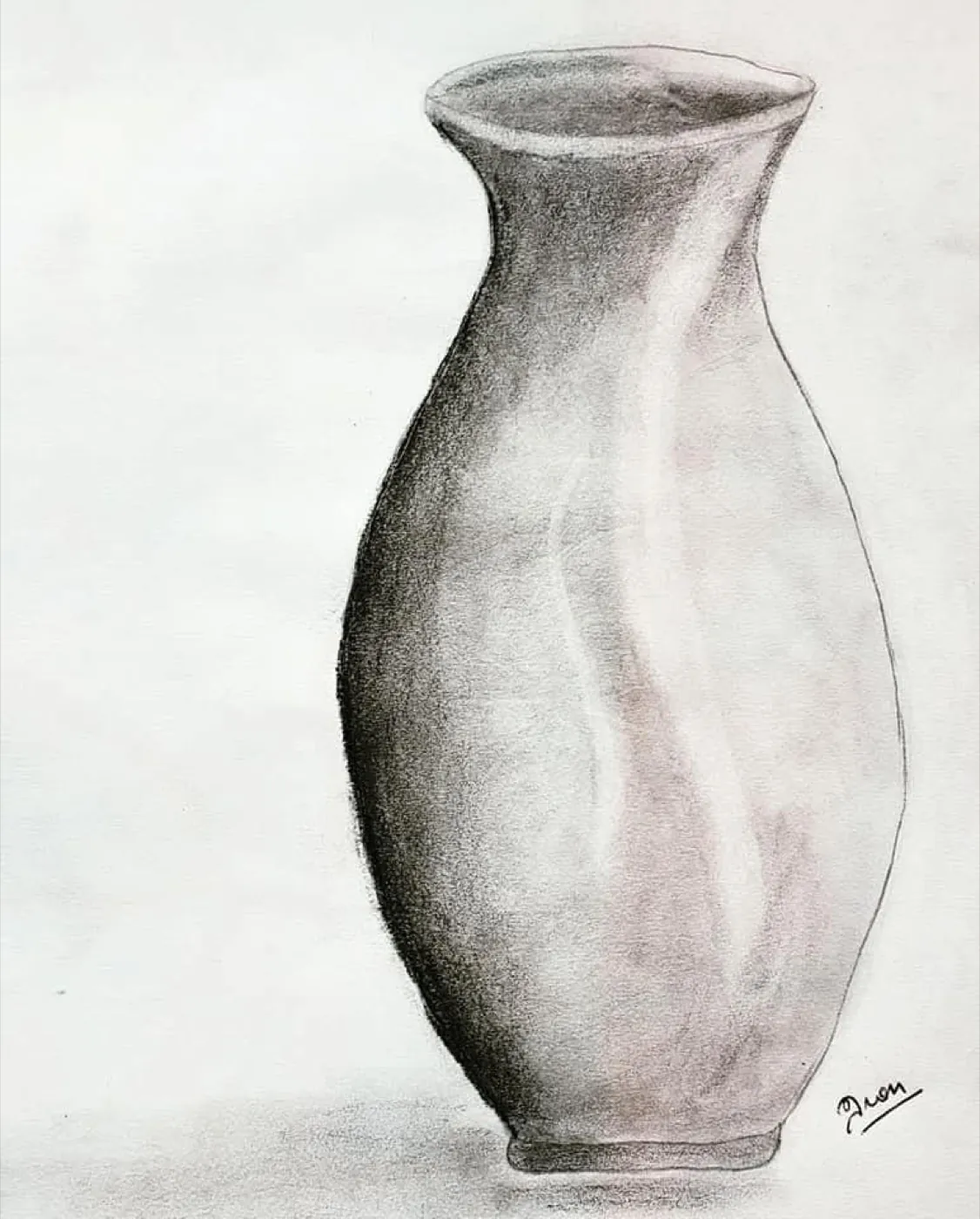 Vase drawing